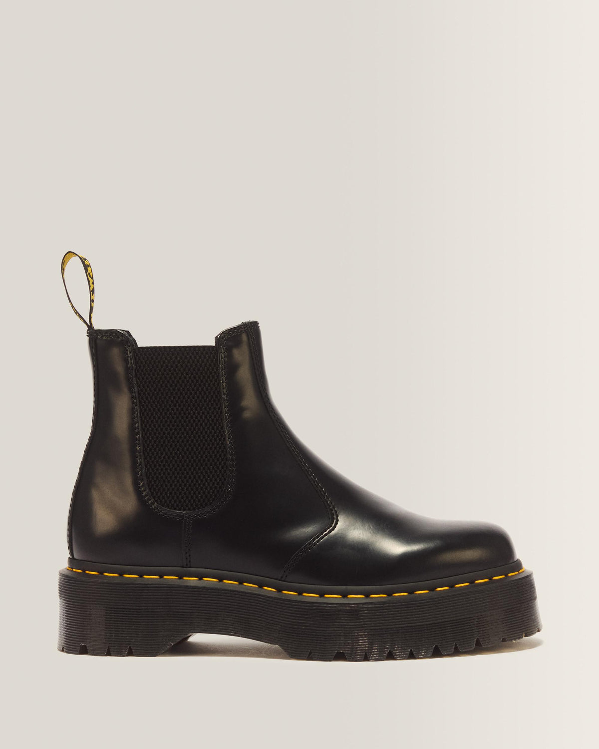 2976 Smooth Leather Platform Chelsea Boots - Black